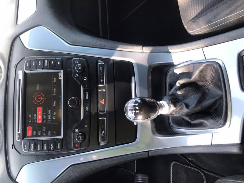 ox_sprzedam-ford-mondeo-mk4-2011-r-20-turbo-diesel