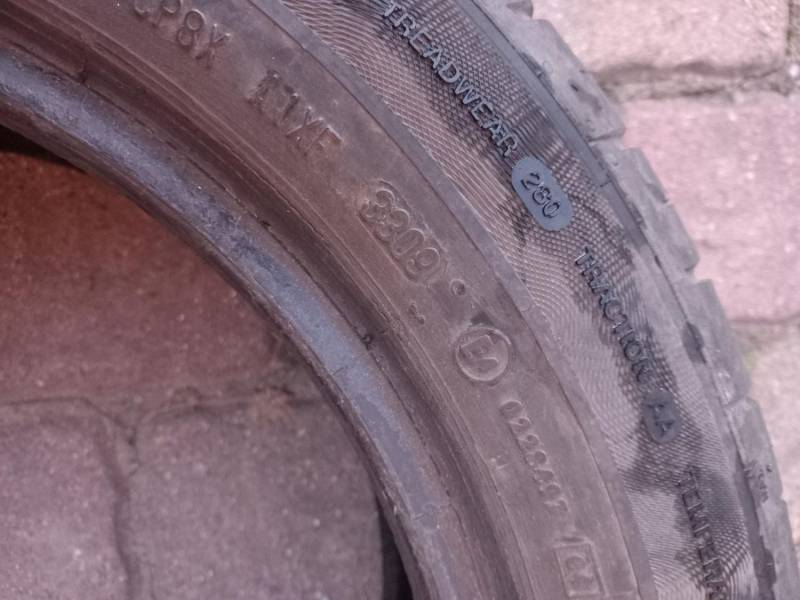 ox_opony-letnie-continental-contipremiumcontact-2-18555-r-15-82v-kpl