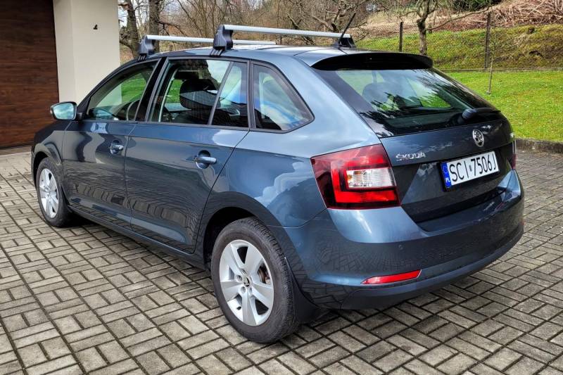 ox_skoda-rapid-ambition-2018-10-tsi-95-km-przebieg-19-tys-km