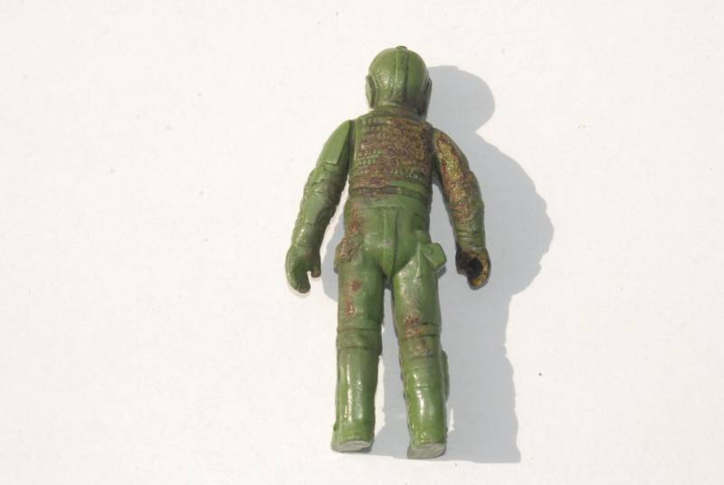ox_stara-figurka-gumowa-star-wars-luke-skywalker-prl