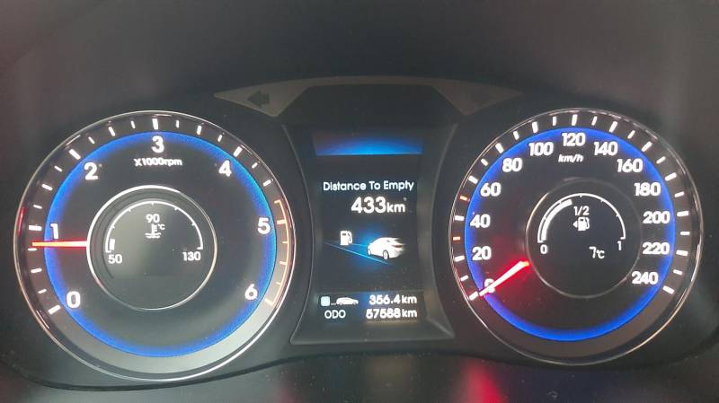 ox_hyundai-i40-17crdi