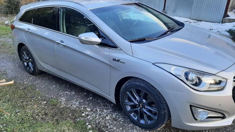 ox_hyundai-i40-17crdi