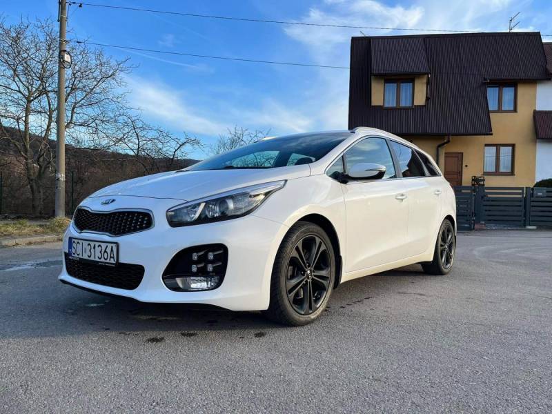 ox_sprzedam-kia-ceed-sw-gt-line