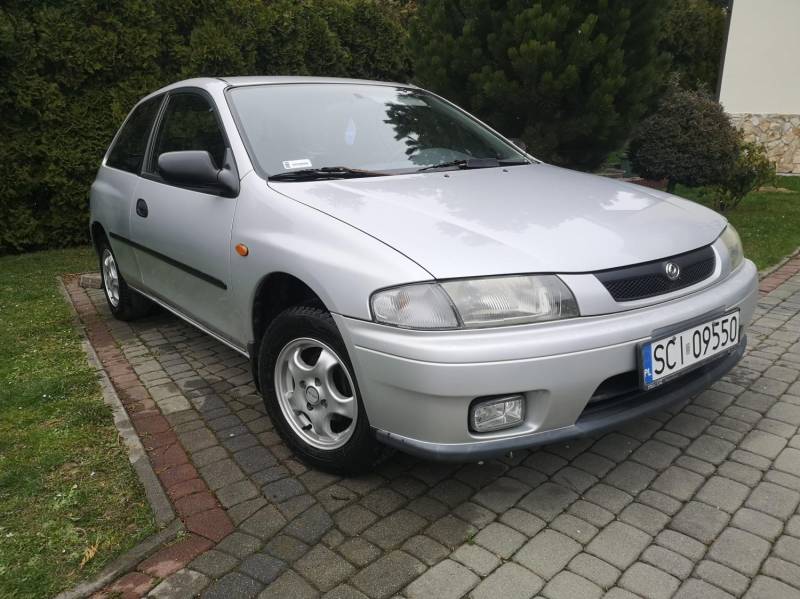 ox_mazda-323-14-97-72km-niski-przebieg-klima