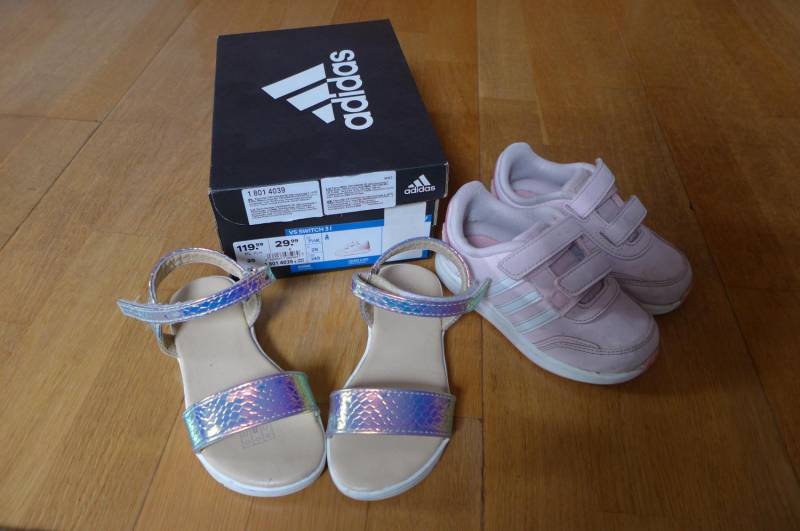 ox_buty-dla-dziewczynki-adidas-oraz-sandaly-roz-25