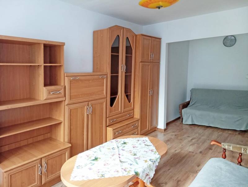 ox_kawalerka-z-osoba-kuchnia-30m2-liburnia-ul-karlowicza