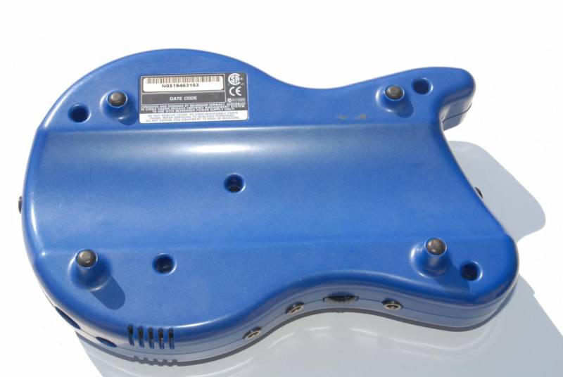 ox_v-amp-3-behringer-multiefekt-gitarowy-usb-mp3
