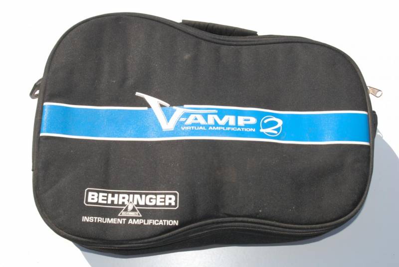 ox_v-amp-3-behringer-multiefekt-gitarowy-usb-mp3