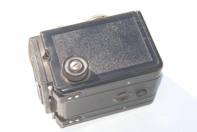 ox_stary-aparat-lubitel-2-ussr-lomo-antyk-zabytek