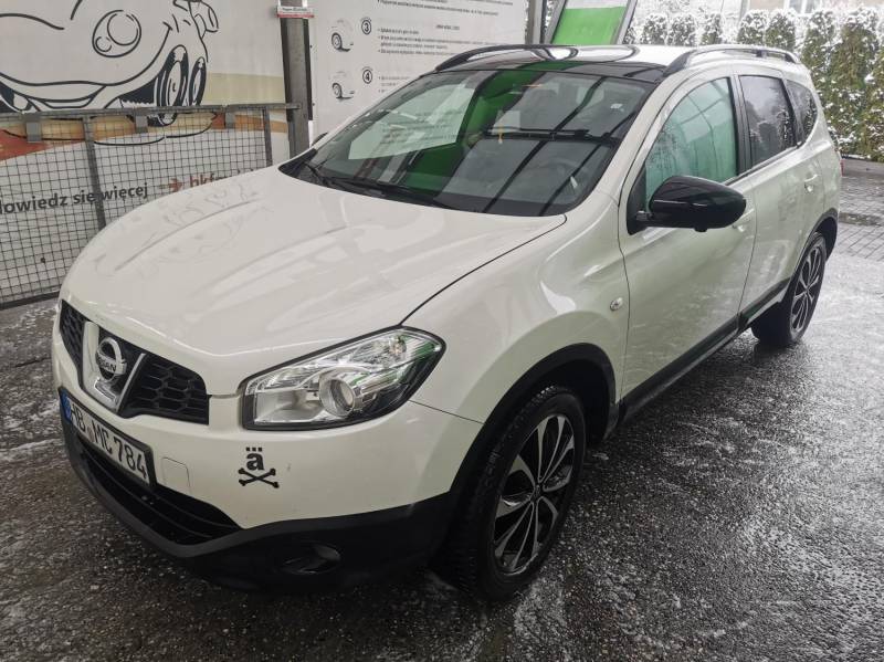 ox_nissan-qashqai2-16panorama3600