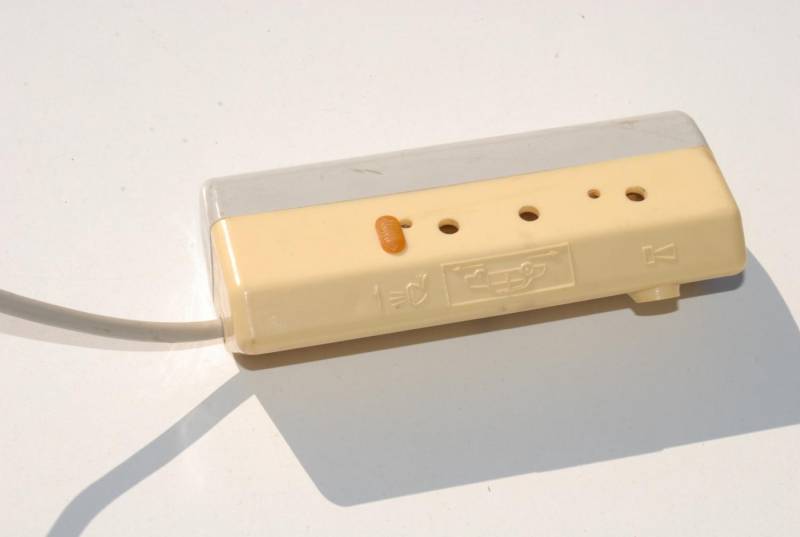 ox_stara-zabawka-samochod-piko-fiat-124-cupe-na-kabel