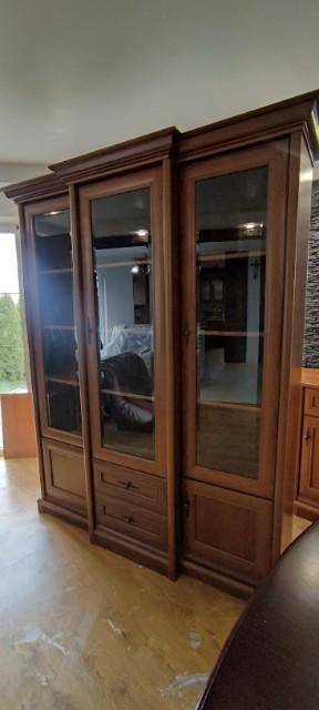 ox_witryna-3-drzwiowa-kent-bdb-stan-jak-nowa-z-domu-polecam