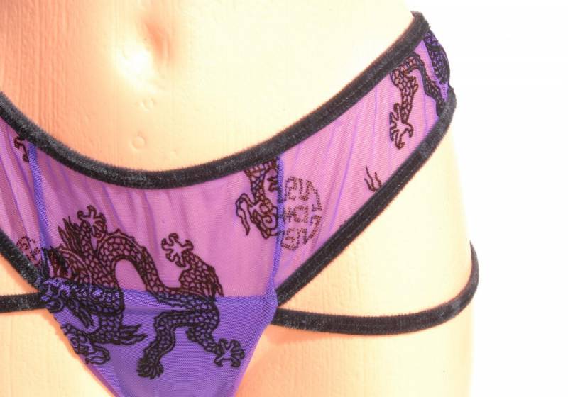ox_majtki-stringi-intimissimi-nowe-it-3-m-40-fiolet