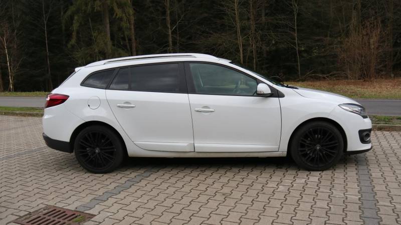 ox_sprzedam-renault-megane