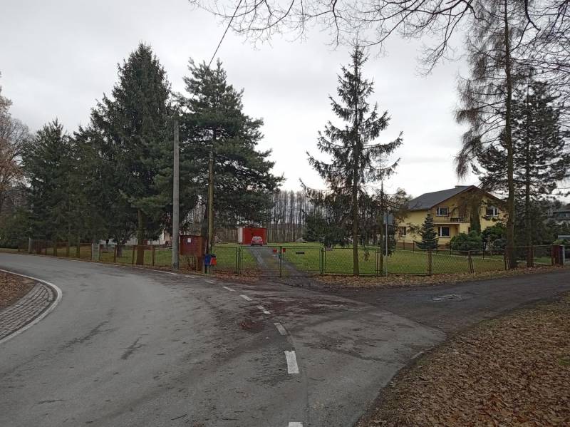 ox_dzialki-budowlane-2-kazda-10-ar-wszystkie-media-na-terenie-zabudowy