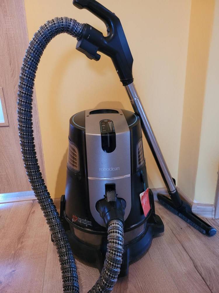 ox_wodny-odkurzacz-roboclean-splus