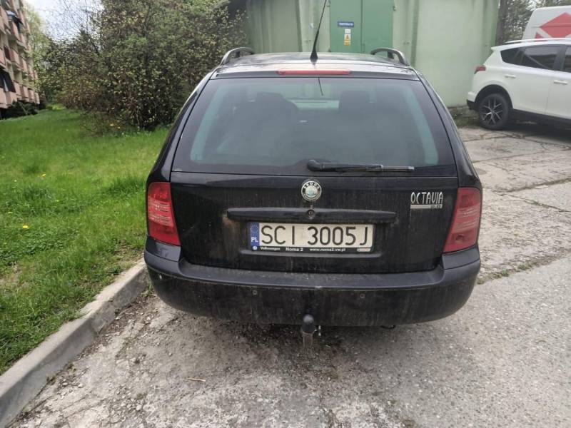 ox_skoda-octavia-i-kombi-2003-20-benzynalpg-automat