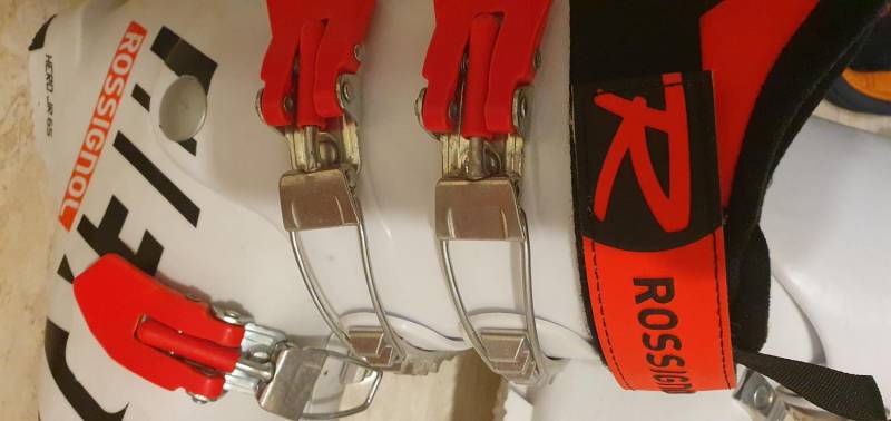 ox_buty-narciarskie-rossignol-hero-215
