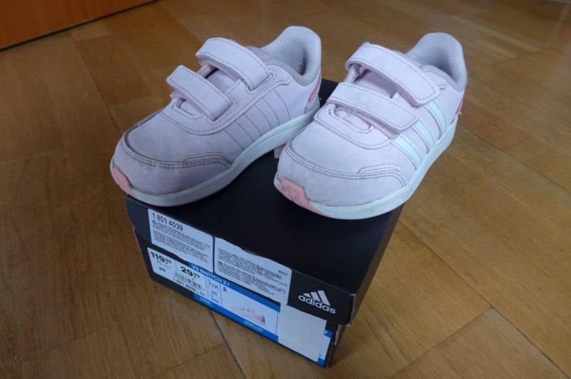 ox_buty-dla-dziewczynki-adidas-roz-25
