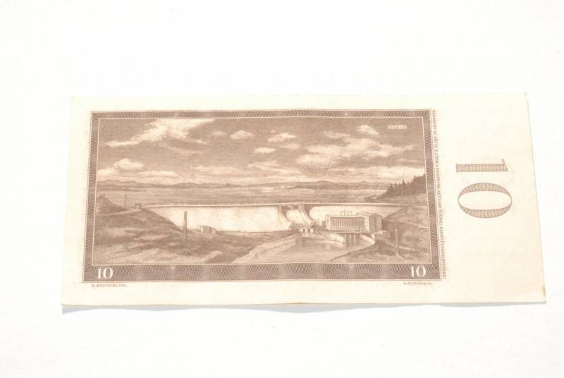 ox_stary-banknot-10-koron-czechoslowacja-1960-antyk