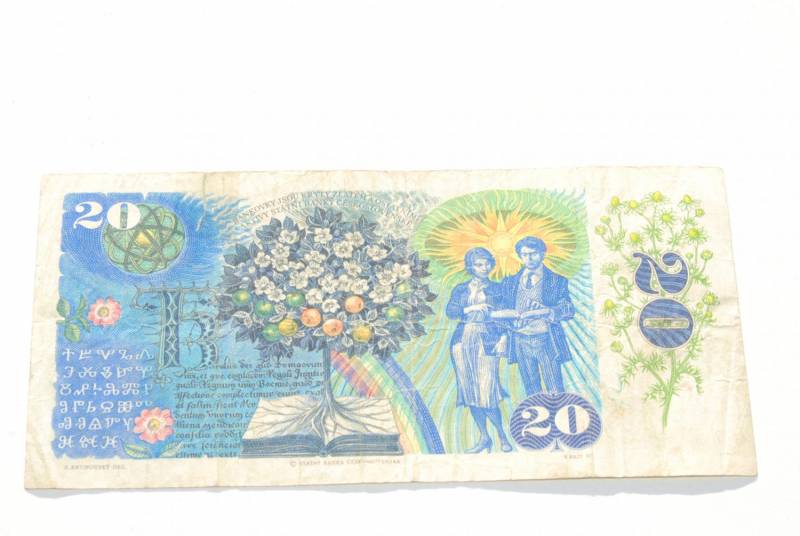 ox_stary-banknot-20-koron-czechoslowacja-1988-antyk