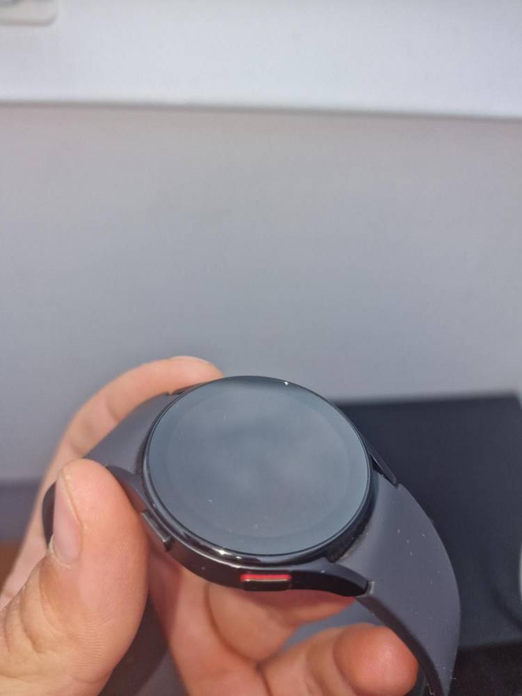 ox_smartwatch-samsung-galaxy-watch-5-40mm-bez-rys-google-pay-nfc-gps