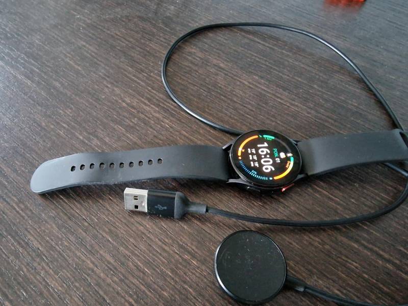 ox_smartwatch-samsung-galaxy-watch-5-40mm-bez-rys-google-pay-nfc-gps