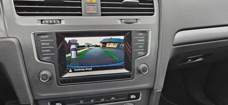 ox_volkswagen-golf-12-tsi-bluemotion-technology-trendline