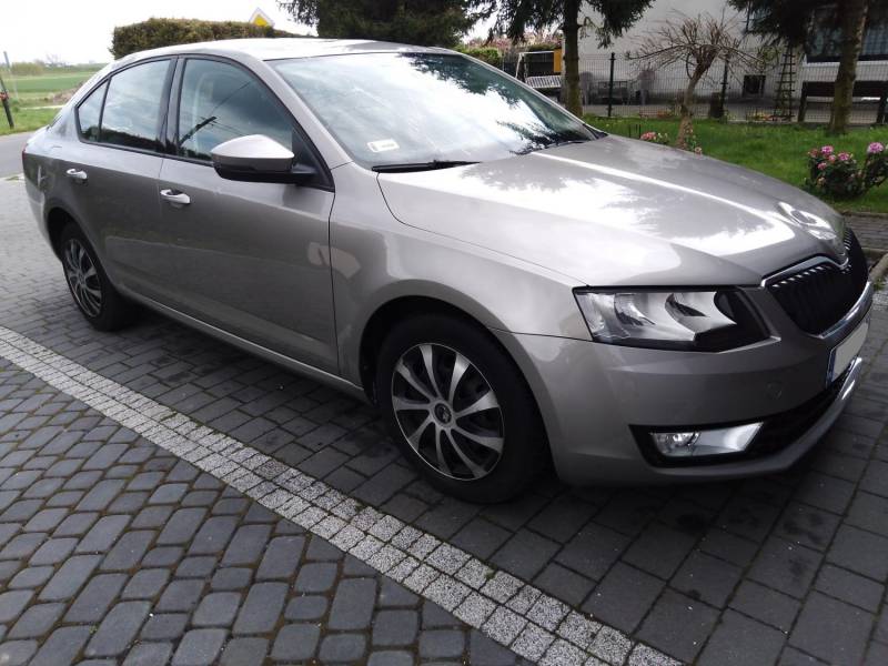 ox_skoda-octavia-iii-14-tsi-serwisowana-krajowa-2013-uszkodzona