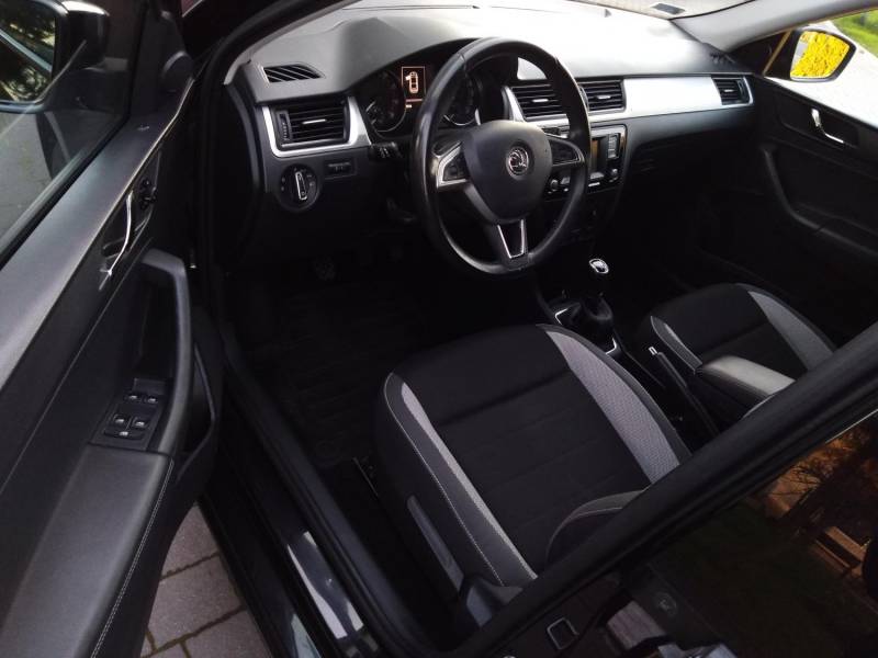 ox_skoda-rapid-2016r-salon-polska-12-turbo-benzyna-110km-6-biegow-okazja