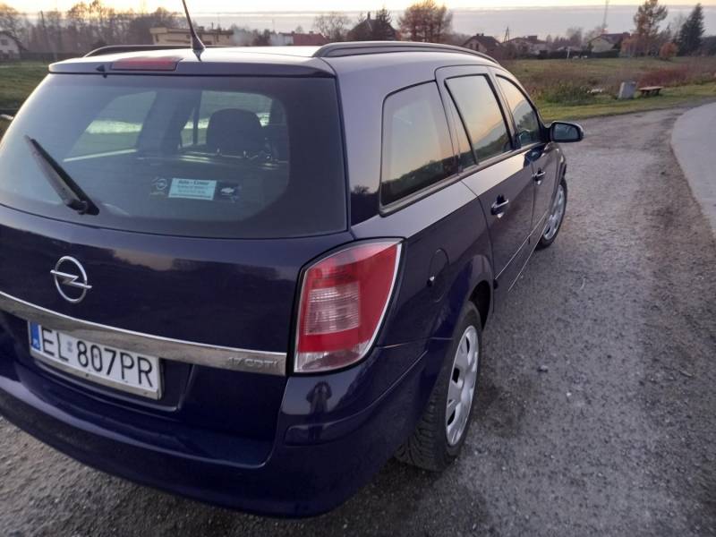 ox_opel-astra-h-kombi
