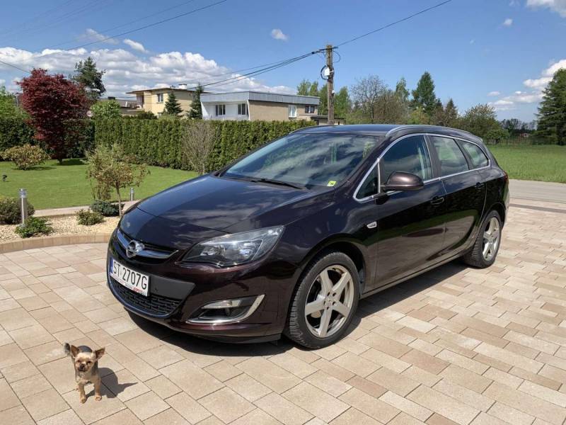 ox_opel-astra-14-turbo-benzynagaz-rok-2014