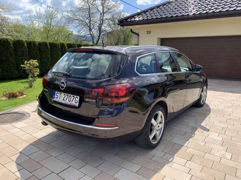 ox_opel-astra-14-turbo-benzynagaz-rok-2014