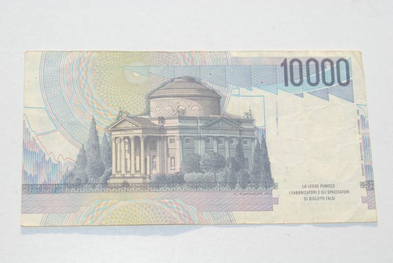 ox_stary-banknot-10000-lire-lirow-wlochy-1984-antyk