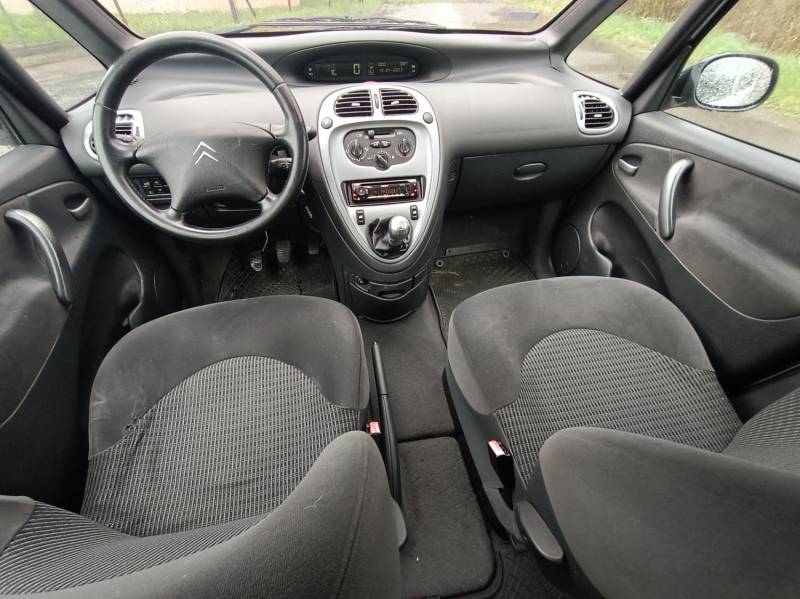 ox_citroen-xsara-picasso-16-benzyna-2009r