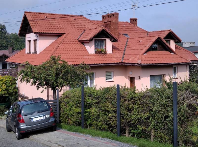 ox_piekny-dom-w-spokojnej-dzielnicy-cieszyna