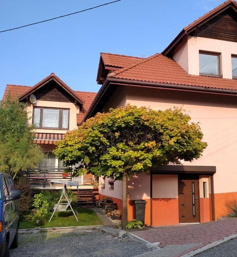 ox_piekny-dom-w-spokojnej-dzielnicy-cieszyna