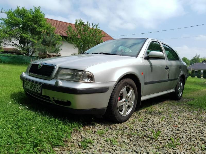 ox_skoda-octavia-19-tdi-agr