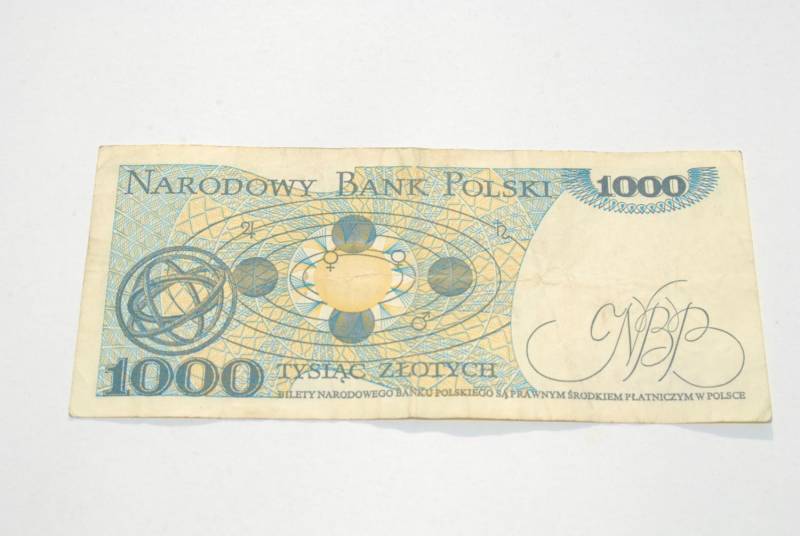 ox_stary-banknot-1000-zlotych-kopernik-1982-antyk