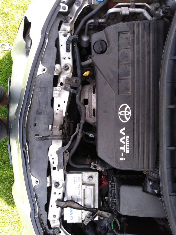 ox_toyota-auris-2009r-krajowa-133vvti-klimatyzacja