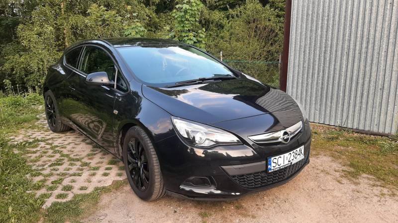 ox_opel-astra-j-gtc