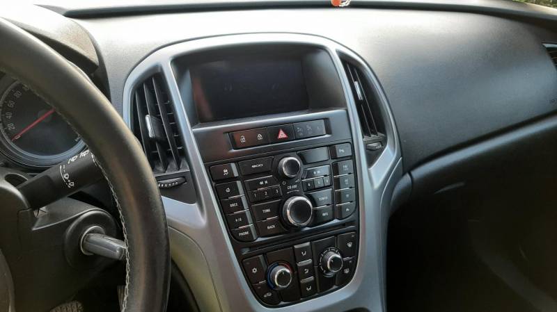 ox_opel-astra-j-gtc