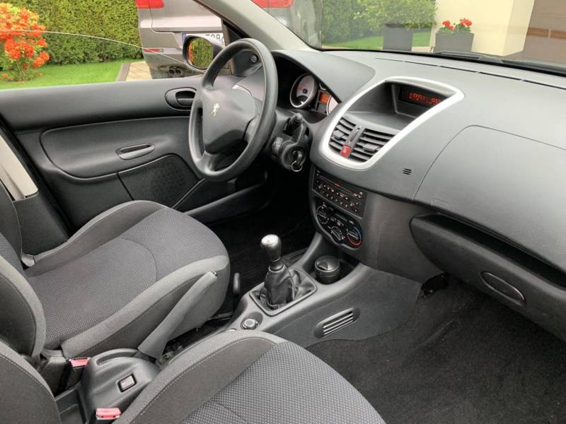 ox_sprzedam-peugeot-206-plus-benzyna-klima-2010r-bezwypadkowy