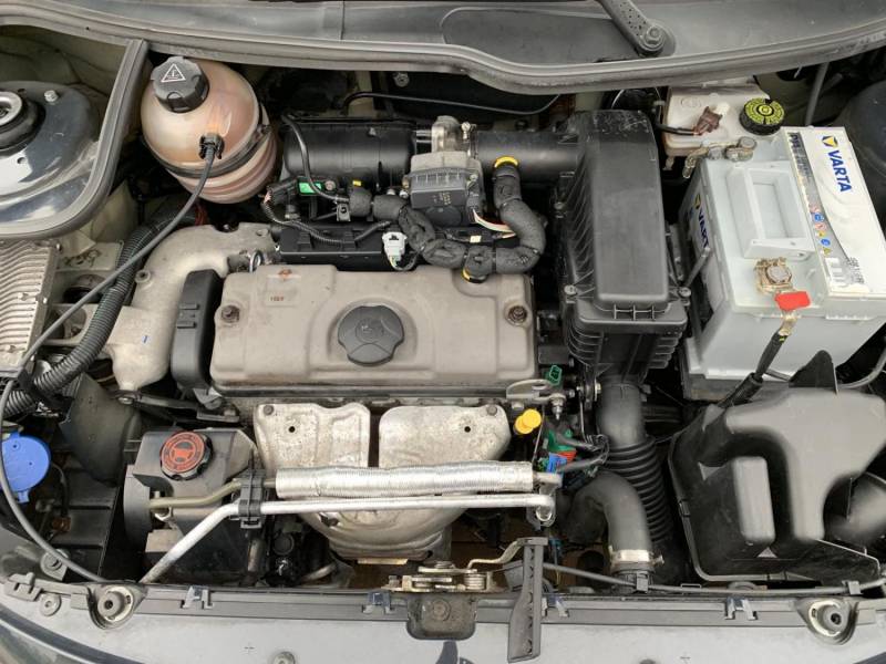ox_sprzedam-peugeot-206-plus-benzyna-klima-2010r-bezwypadkowy
