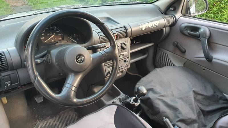 ox_opel-corsa-b