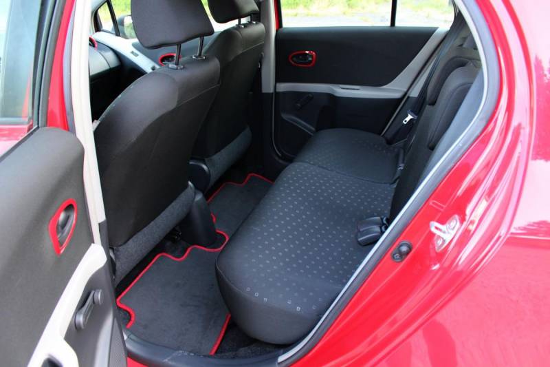 ox_toyota-yaris-10-2007-113-tys-km