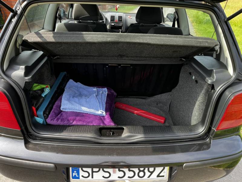 ox_vw-polo-14-benzyna-60-km-bez-korozji-klima-abs-centr-zam-zadbany