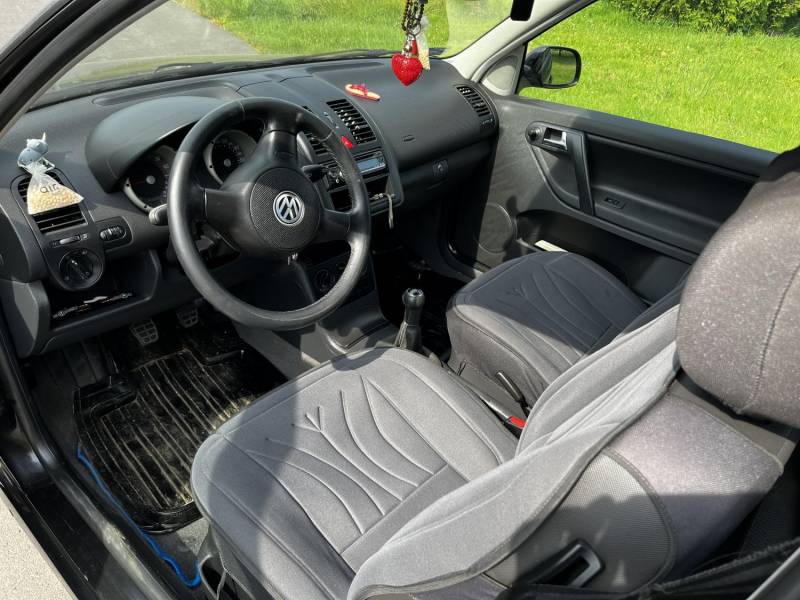 ox_vw-polo-14-benzyna-60-km-bez-korozji-klima-abs-centr-zam-zadbany