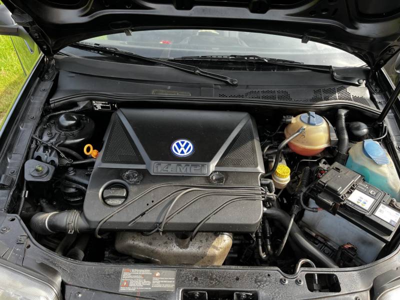 ox_vw-polo-14-benzyna-60-km-bez-korozji-klima-abs-centr-zam-zadbany