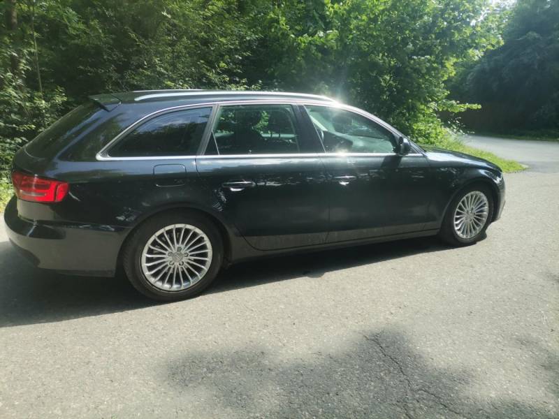 ox_audi-a4-b8-2009